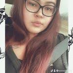 Selena Boyd's Instagram, Twitter & Facebook