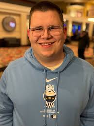 Fans honor late Bob Uecker by catching 'Major League'