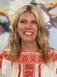 Amber Warnock's Instagram, Twitter & Facebook