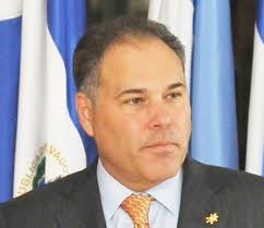 Lewis Navarro: “Estado no actuará luego de demanda millonaria”