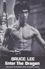 A történet középpontjában bruce lee áll, akit a harcművészetek szakértőjeként felkérnek arra, hogy épüljön be. A Sarkany Kozbelep Enter The Dragon 1973 Mafab Hu