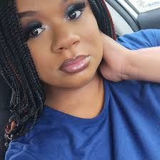 Can anyone suggest the bakers they use for birthday cakes? I'm new to the  area and I'm looking for someone to make a 10 inch princess cake for my  daughters 1st birthday.