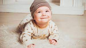Baby 8 Monate Entwicklung Und Meilensteine Hallo Eltern