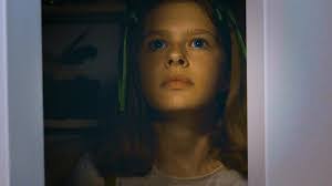 Bridget Crooks's Instagram, Twitter & Facebook