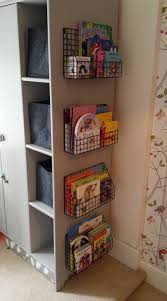 Erstellen Sie Eine Kinderfreundliche Leseecke Depolama Fikirleri Ikea Fikirleri Cocuk Yatak Odasi Fikirleri