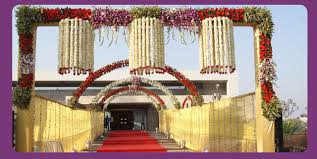 Wedding arch decorated with fresh flowers. Indian Wedding Decoration Ideas Wedding Planner Indian Wedding Hall And Mandap E Indian Wedding Flowers Indian Wedding Decorations Wedding Venue Decorations