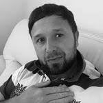 Aron Wake's Instagram, Twitter & Facebook