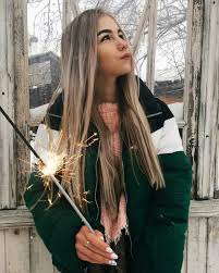 прически на 1 сентября 6 класс на длинные волосы Foto Okeana Milye Pary Znamenitosti