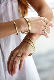 Taking Gold Jewellery To India Yet Jewellery Brands Most Expensive Jewelry Lookbook Black Gold Jewelry Jewelry Photoshoot Minimalist jewelry brands you should know.