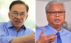 Persaingan Jawatan PM Baharu: Ismail Sabri vs Anwar Ibrahim