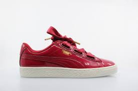 The basket heart patent sees satin bow lacing grace our basketball icon, the puma basket. Puma Basket Heart Patent 363073 05