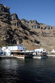 Property value and property pages exist to help people researching australian property make informed decisions when buying and selling. Manolas By Darren Hepworth 500px Greece Greek Islands Cool Photos