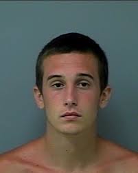 Two men face drug charges for oxycodone sale