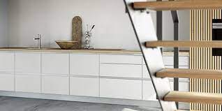 Light gray palettes with color ideas for decoration your house, wedding, hair or even nails. Tinta Light Grey La Cuisine Dediee A L Habitation Nordique Lumineuse Kvik Be Keuken Ontwerpen Keuken Ideeen Witte Keuken
