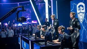 The Digital Arena: How Esports Is Redefining Competition in the Modern Age  - Sizzle Joy