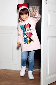 Cyberlunes es un evento online de 3 días, iniciativa de cámara colombiana de comercio electrónico & el tiempo casa editorial, en donde las marcas favoritas de los colombianos, afiliadas a la ccce, ofrecerán increíbles descuentos en productos y servicios que no te puedes perder. H M Offers Fashion And Quality At The Best Price H M Uy