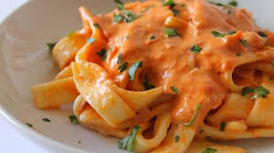 Tagliatelles A La Sauce Aux Poivrons Ww Plat Et Recette Recettes De Cuisine Recette Cuisine