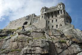 Maybe you would like to learn more about one of these? Gardeners Abseil Down Cliff Face And Castle Walls To Weed St Michael S Mount Daily Mail Online