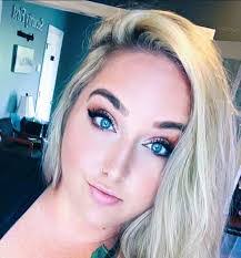 Jessica Teter's Instagram, Twitter & Facebook