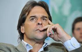 Por su parte, luis lacalle pou arrancó el día en recorrida por ciudades de canelones, el segundo departamento del país, donde él vota. Luis Lacalle Pou Uruguay Celag