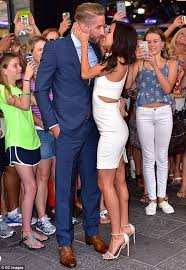 Newly Engaged Kaitlyn Bristowe And Shawn Booth Steal A Kiss In Nyc Kaitlyn Bristowe Shawn Booth Kaitlyn