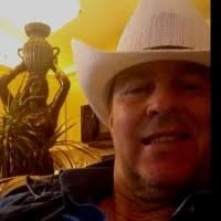 40+ "Daniel Enns" profiles