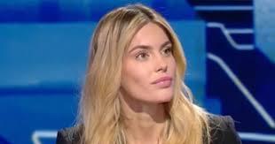 Zona bianca, Sophie Codegoni confessa: "Chirurgia estetica? Me ne sono  pentita"