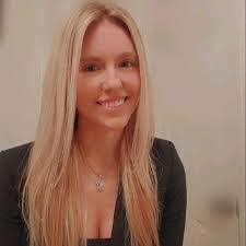 Jennifer Haslinger's Instagram, Twitter & Facebook