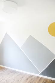 Kinderzimmer ideen berge babyzimmer inspiration beleuchtete berge in 2020, berge kinderzimmer kinderzimmerideen the post berge, wandfarbe stärke der berge wandfarbe kinderzimmer. Kinderzimmer Wandgestaltung Ideen In Gelb Und Grau Bonny Und Kleid