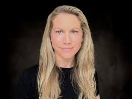 People — BiggerStage