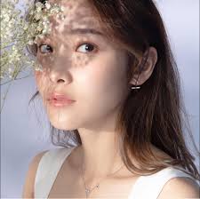 Giann Law 羅允芝- Giann Law 羅允芝updated her profile picture.