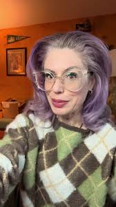 Aw yes she turns! #antiquesewingmachine #antique #vintagesewing #vinta...