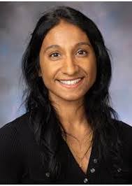 Francine Peters's Instagram, Twitter & Facebook