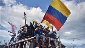 Jorge iván ospina, alcalde de cali, habló en 6am hoy por hoy de caracol radio sobre la violenta noche que se pasó en la ciudad y los problemas estamos ante una nueva doctrina de conflicto en colombia, doctrina de guerra. Cxjylshesoghem