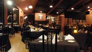 Located in beautiful historic downtown troutdale oregon, we have the perfect setting for private events, rehearsal dinners, birthday parties, family reunions, holiday parties, and any other special events. Warm Inviting Dining Room Has Two Fireplaces Picture Of Riverview Restaurant Troutdale Tripadvisor