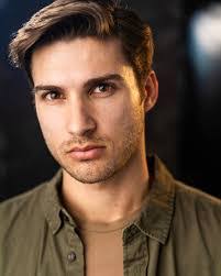 Elijah Van's Instagram, Twitter & Facebook