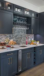 40 Creative Apartment Kitchen Essentials Decor Ideas In 2020 Kitchen Renovation Kitchen Remodel Apartment Kitchen