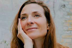 Læs om Etta Camerons begivenhedsrige livshistorie her