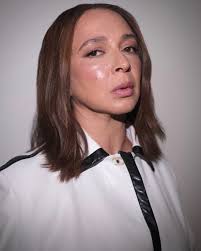 Day in my life as a hair stylist in LA. From a press day ☀️ to a dinner  with friends & @oribe 🌙 Feels weird posting during this time but this day