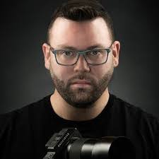 Reyna Price's Instagram, Twitter & Facebook