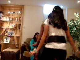 Didi jor se chila padi, didi ki eyes me asu agaye. Desi Gand Ki Desi Dance Video Dailymotion