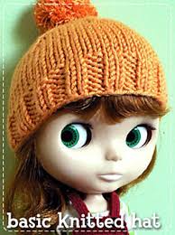 These doll clothes patterns are the perfect size for barbie and ken! Ravelry Basic Knitted Hat For Blythe Pattern By Linda Yoshida