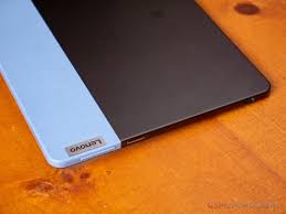 Look at the back of the keyboard. Lenovo Ideapad 110 15 6 Pris