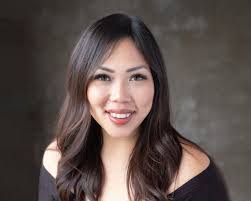 Sandy Nguyen's Instagram, Twitter & Facebook