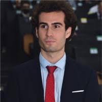 600+ "Saulle" profiles