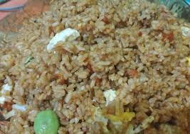 Makanan ini memang disukai oleh semua lapisan masyakat, baik masyarakat kalangan bawah, menengah, maupun kalangan atas. Resep Nasi Goreng Pedas Rumahan Oleh Elina Ghani Cookpad