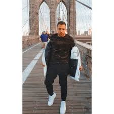 Julian brandt is said to be attracting interest from arsenal , but it remains to be seen if that interest will turn into an offer. Julian Gomez Juulianpelu Twitter