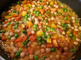 Am tocat şi o legătură de ceapă verde. Couscous Marocan Cu Legume Bucataresele Vesele