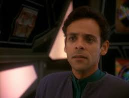 Alexander Siddig as Dr. Julian Bashir in Star Trek Deep Space Nine ❤