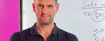 YouTuber erreicht mit Mathe Tausende Zuschauer: „Ich wollte kein Influencer  werden“